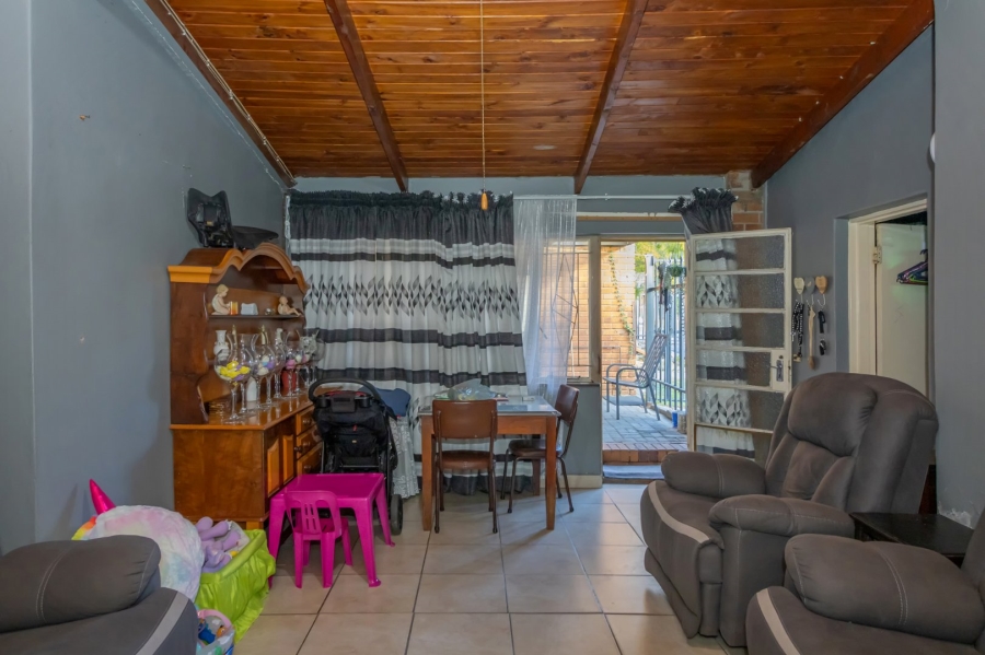 3 Bedroom Property for Sale in Wilgenhof Free State